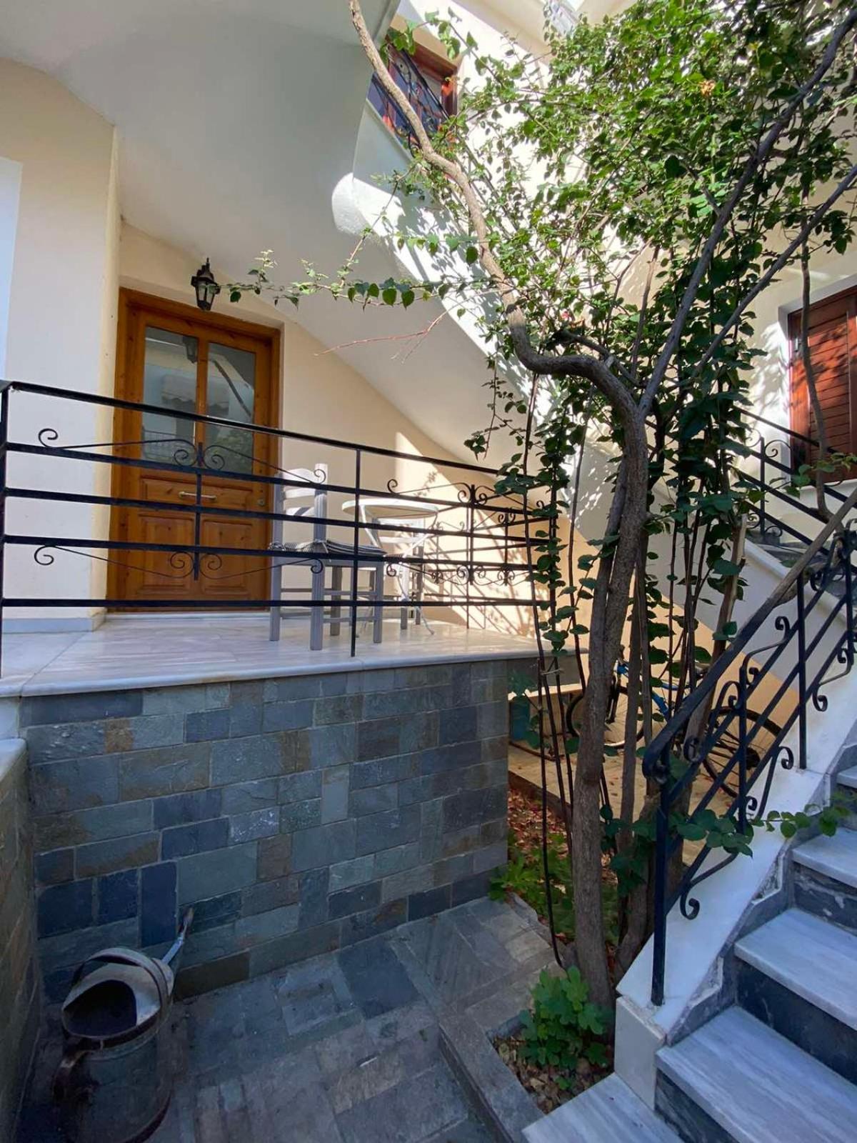 Filoxenia Apartments Mytilene Exterior photo