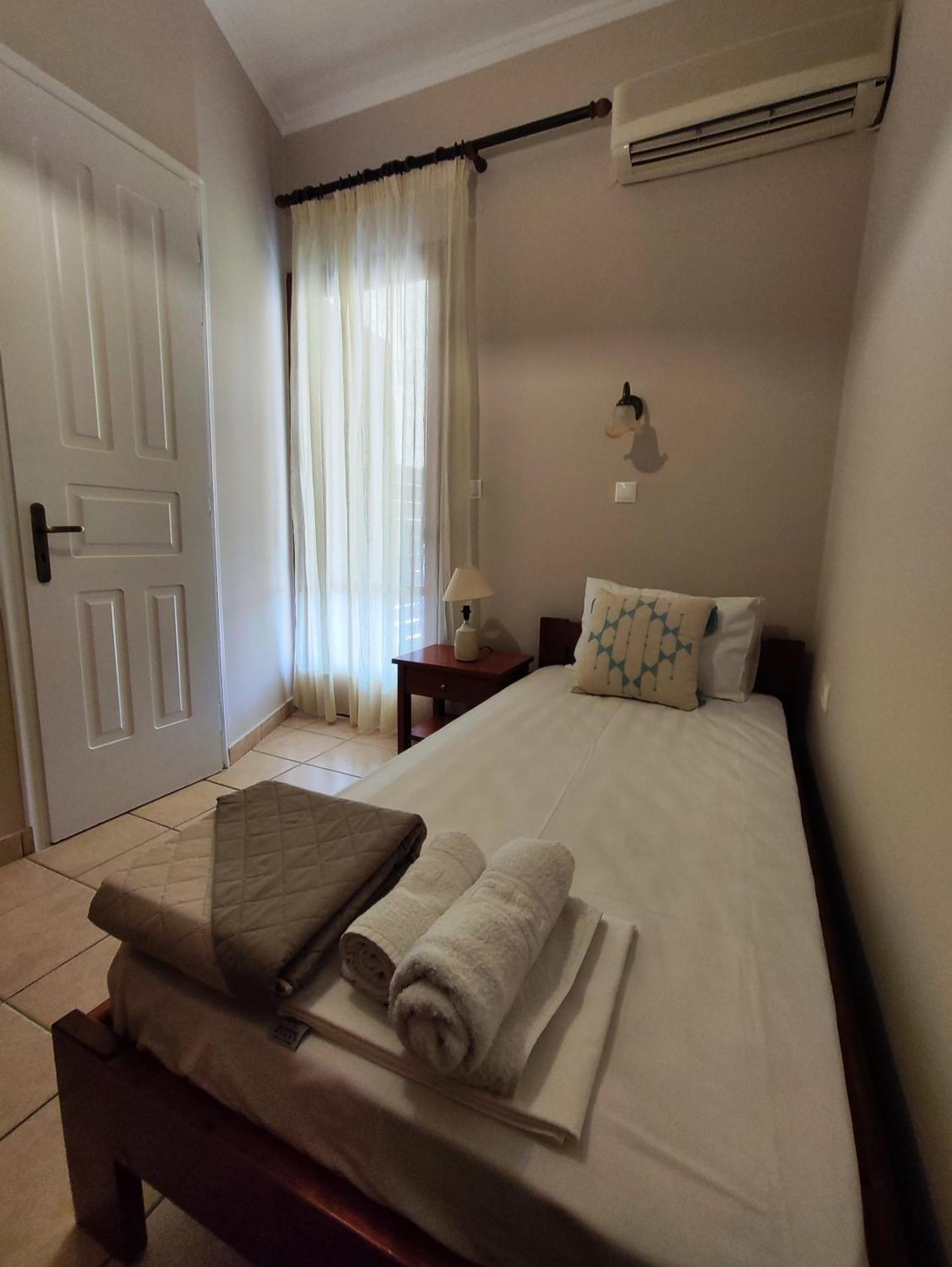 Filoxenia Apartments Mytilene Exterior photo